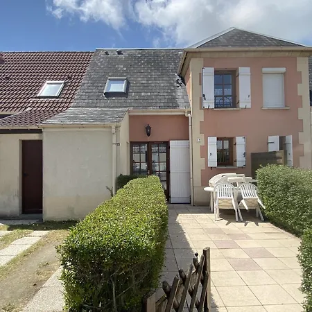 Semesterbostad Maison Familiale Avec Terrasse, Parking, Et A Proximite De La Plage A - Fr-1-730-41